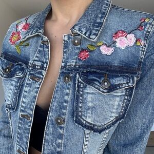 Desigual Denim Jacket with Exotic Embroidery Size 38